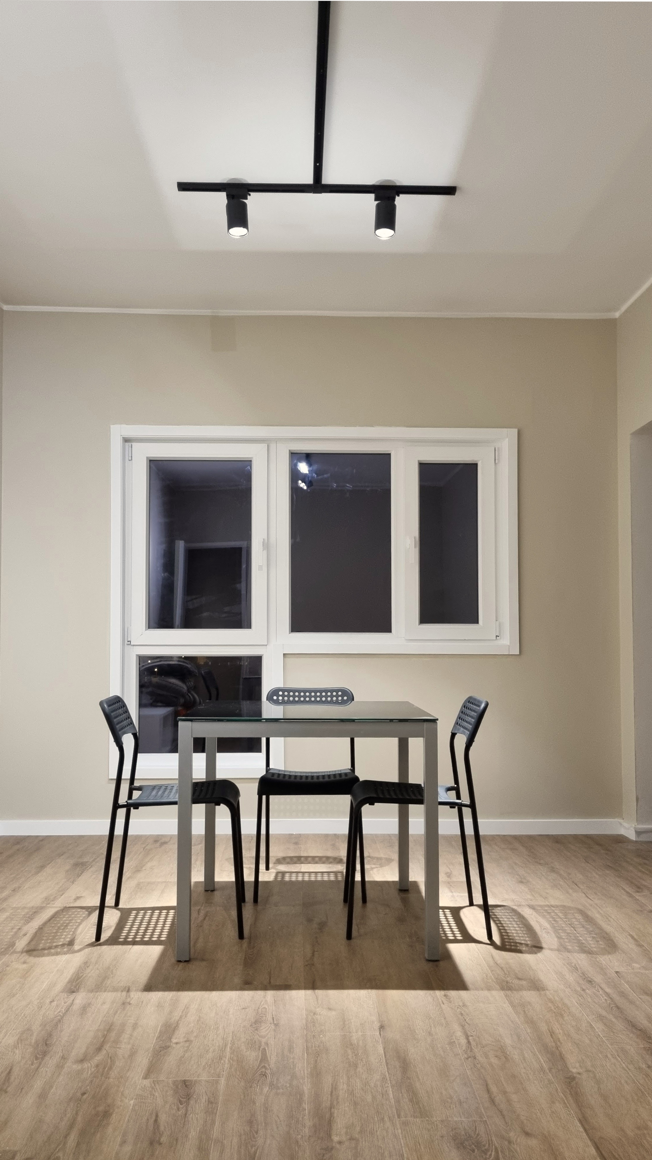 Sala e zona de refeições do apartamento